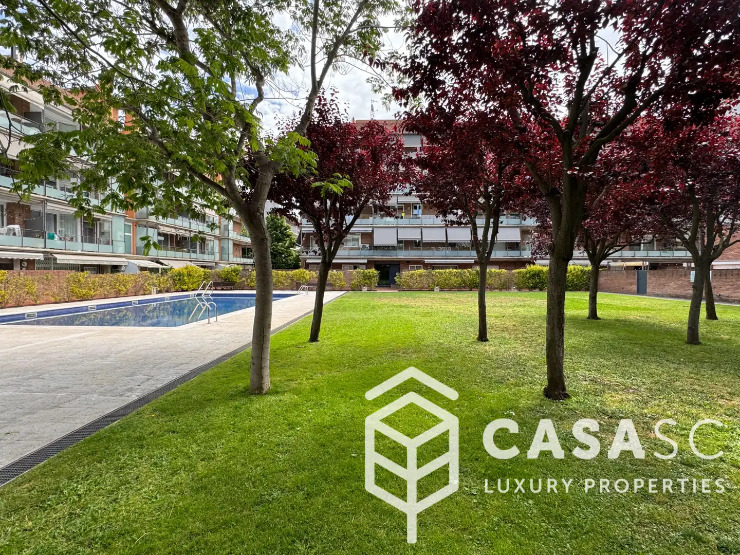 Vista exterior de Ático en venta en Sant Cugat del Vallès con Aire acondicionado, Calefacción y Parquet