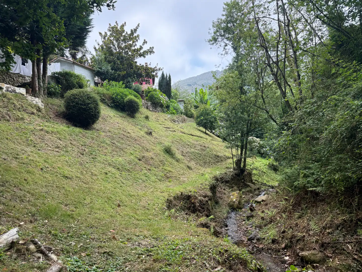 Casa o xalet en venda en Ribadesella amb Calefacció, Jardí privat i Parquet