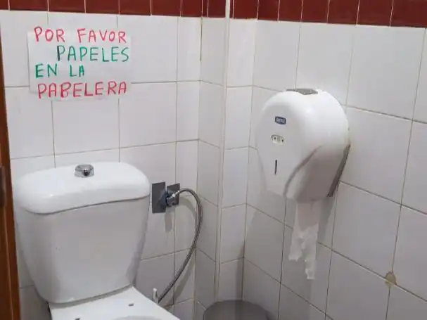 Baño de Oficina en venta en Olivenza con Aire acondicionado, Calefacción y Terraza