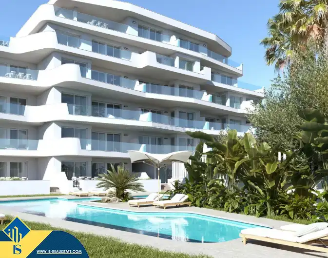 Apartamento con piscina en venta en Mil Palmeras, imagen 3