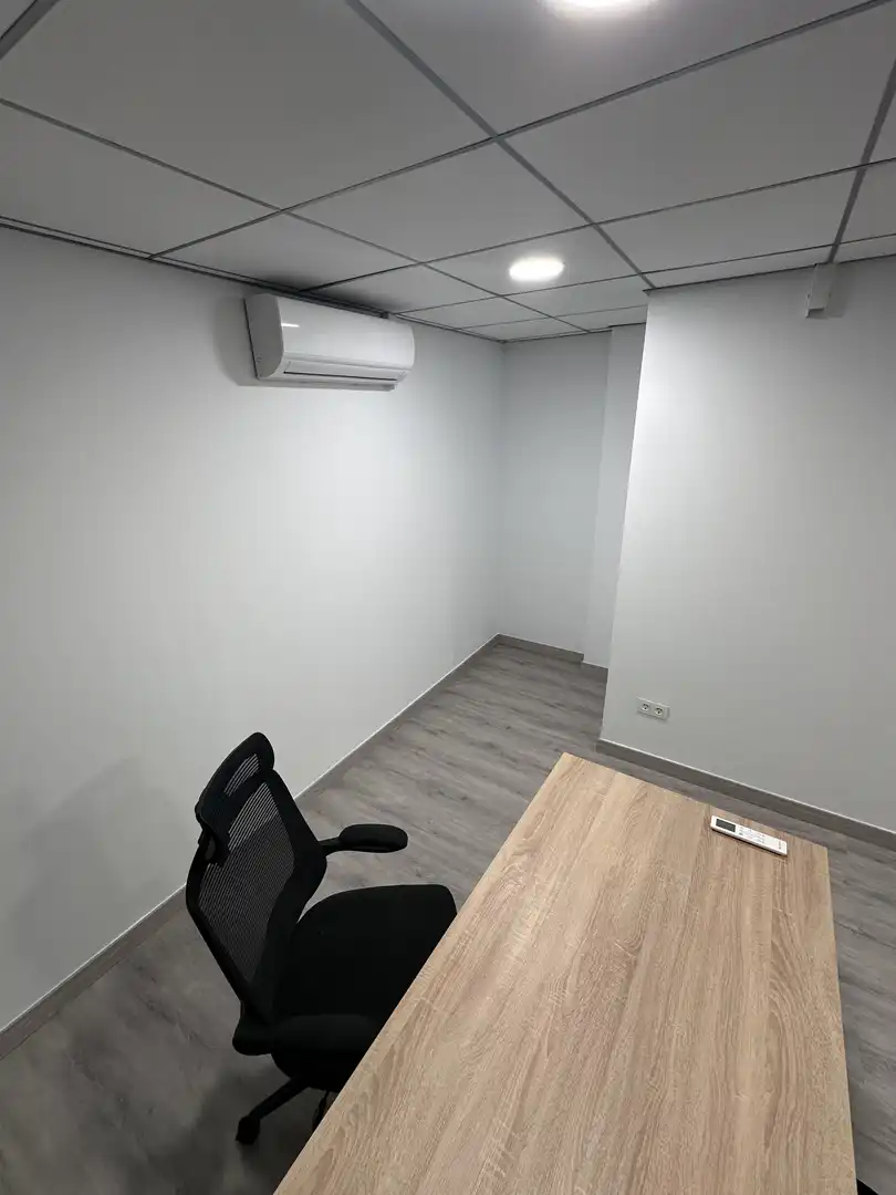 Local de alquiler en Elche / Elx con Aire acondicionado