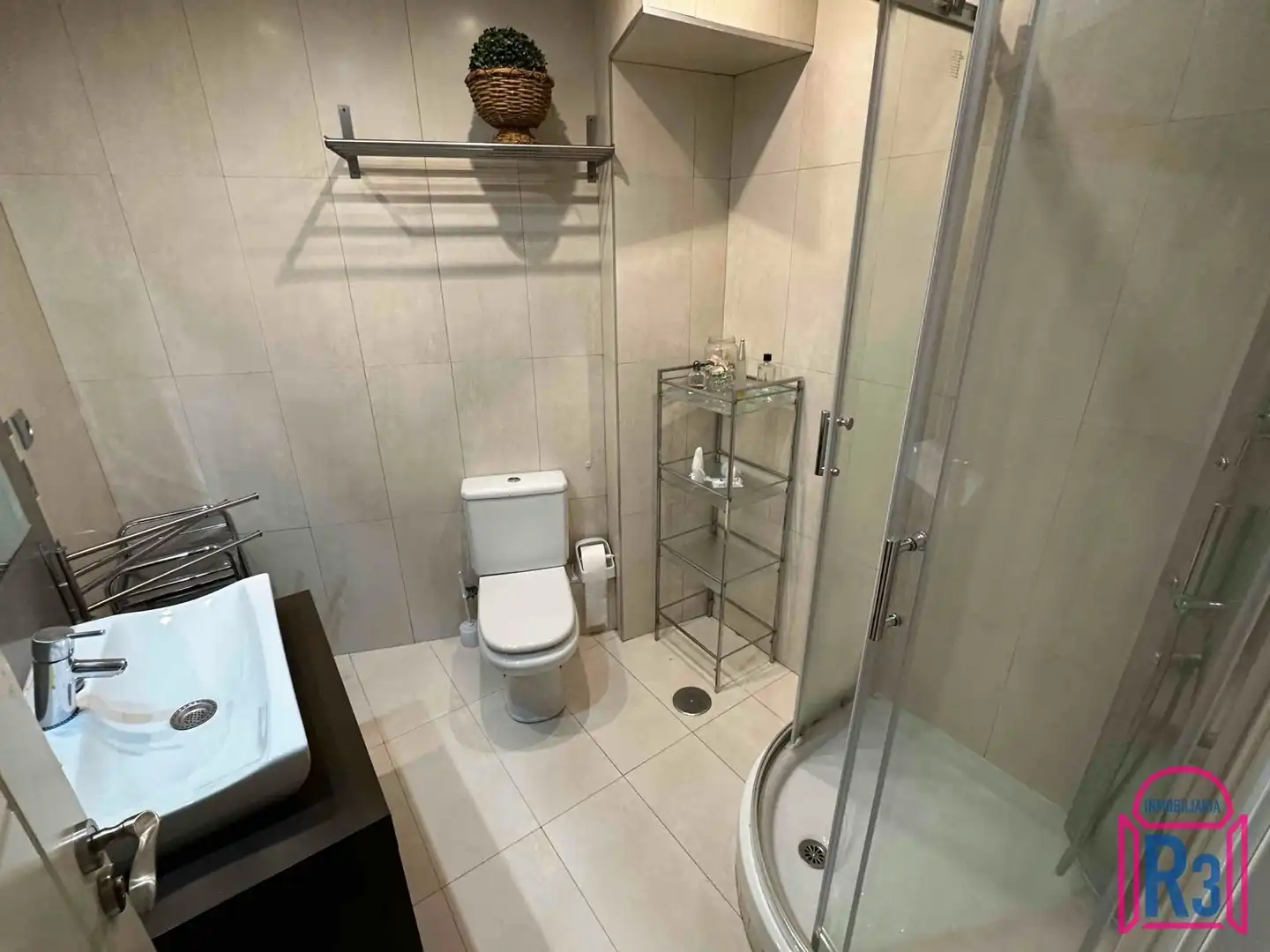 Baño de Apartamento de alquiler en León Capital  con Calefacción y Amueblado