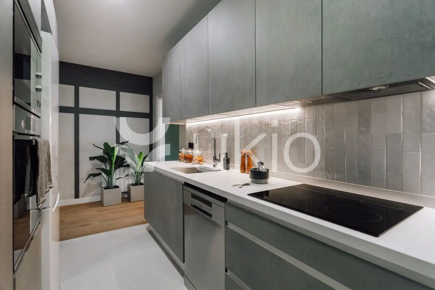 Cocina de Apartamento de alquiler en Barcelona con Aire acondicionado, Calefacción y Amueblado