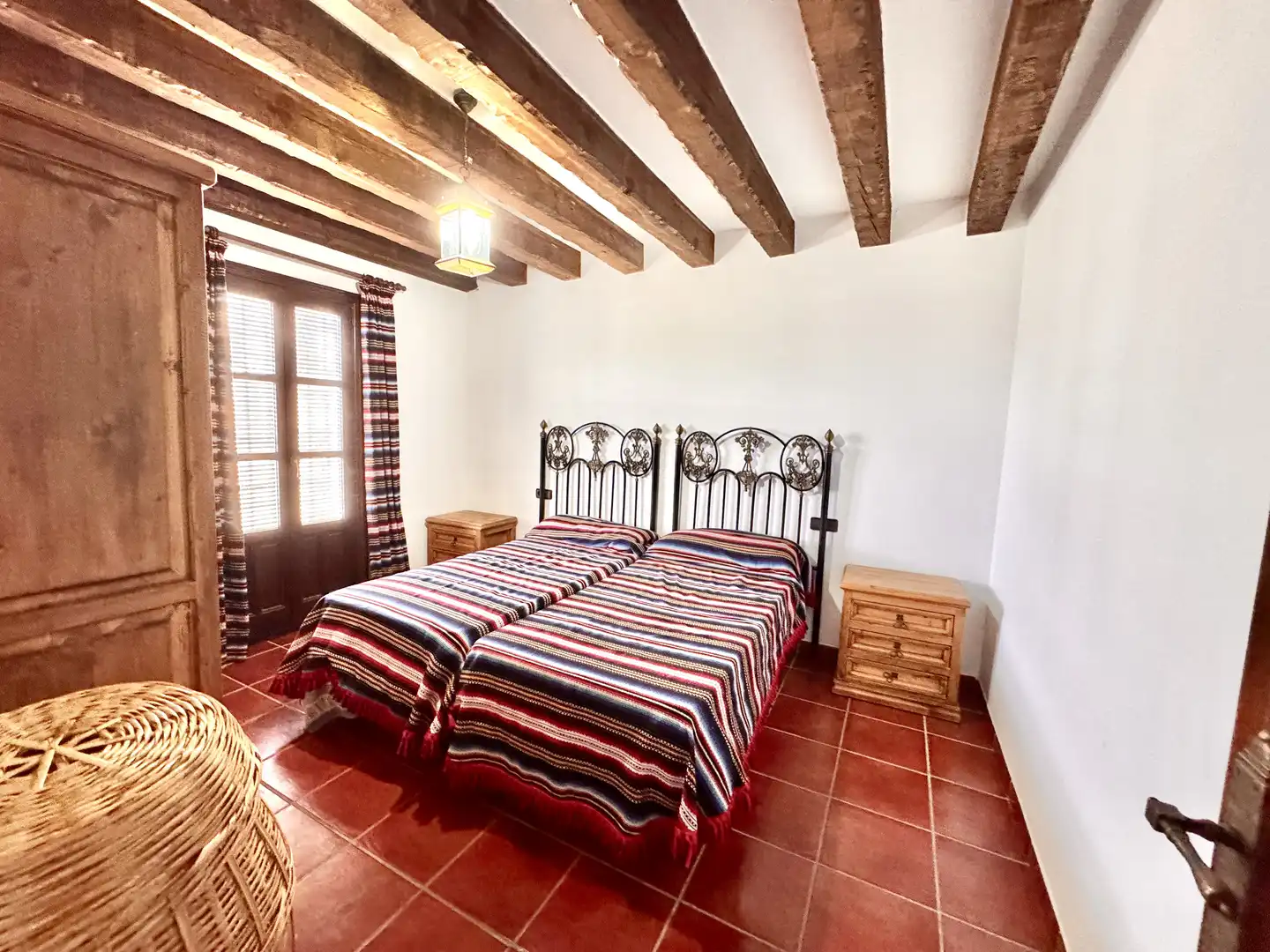 Bedroom of Buildings for sale in Juviles  with Alarm