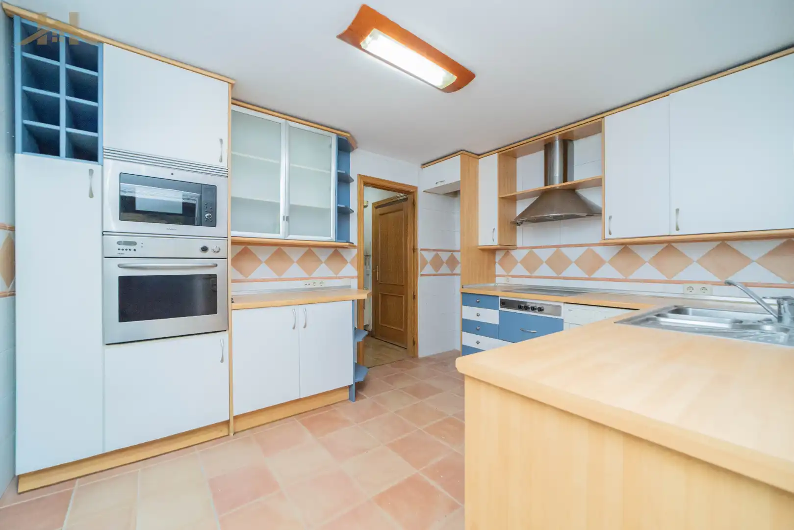 Cocina de Casa adosada en venta en Villaviciosa de Odón con Aire acondicionado, Calefacción y Amueblado