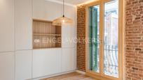Living room of Apartment for sale in  Barcelona Capital  with Air Conditioner, Heating and Parquet flooring