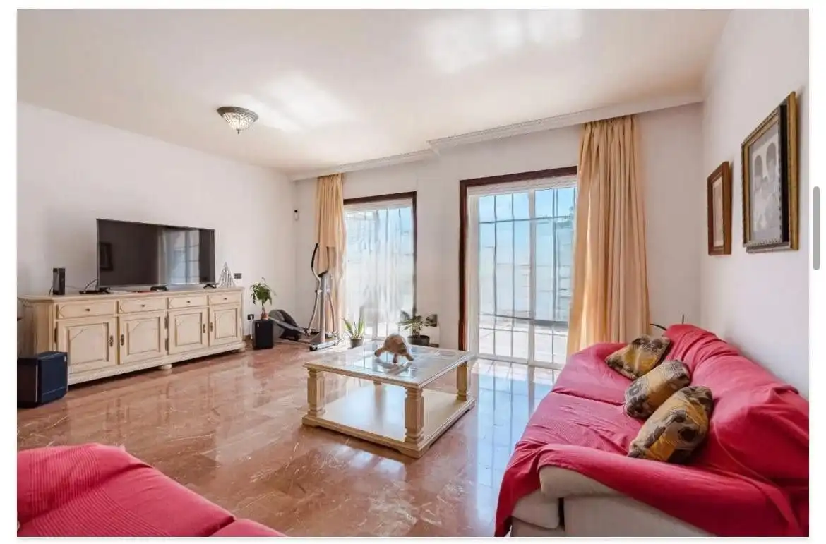 Casa con piscina en venta en Casco Urbano, imagen 6