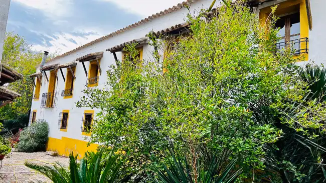 Vista exterior de Finca rústica en venta en Úbeda con Jardín privado, Terraza y Piscina