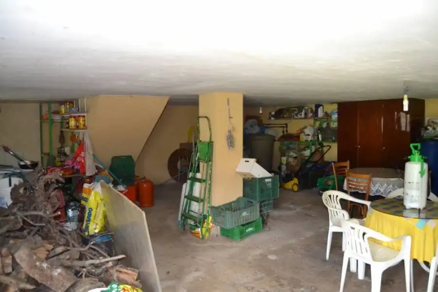 Houses for sale in Calle Cervantes, Cabrero