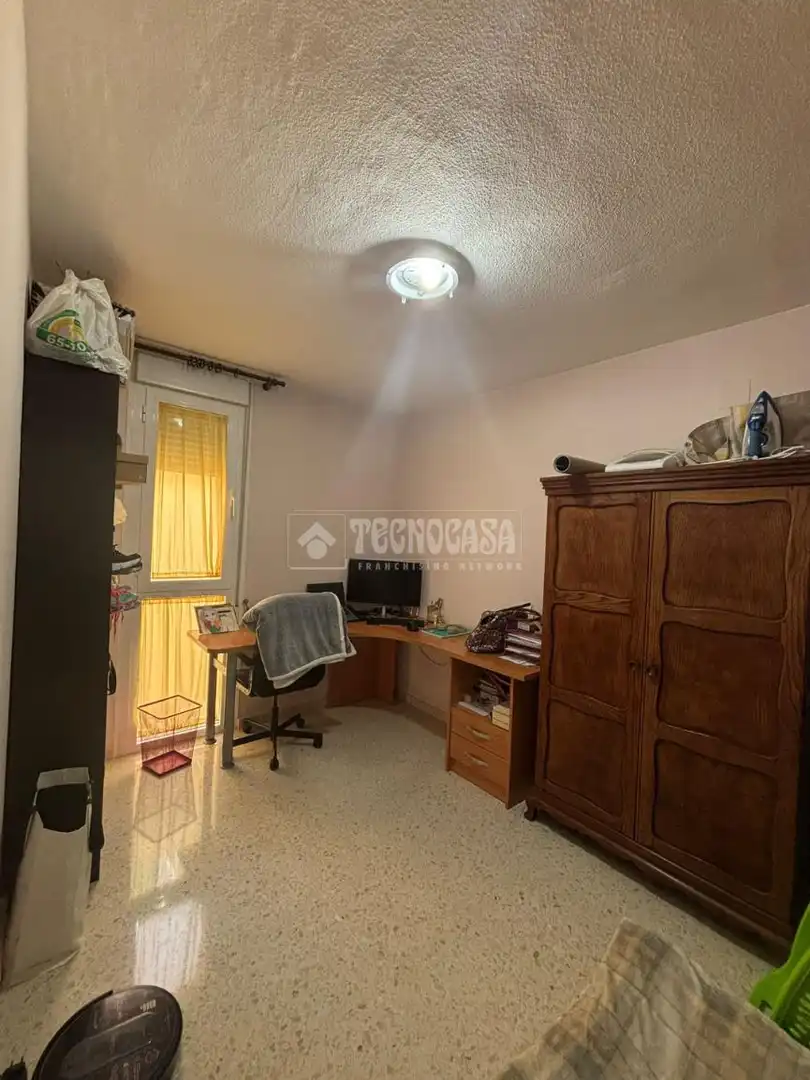 Bedroom of Flat for sale in Alcalá de Guadaira  with Air Conditioner and Balcony