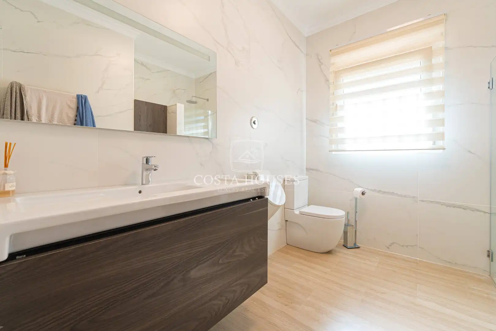 Bathroom of Houses for sale in Beniarbeig  with Air Conditioner, Heating and Private garden