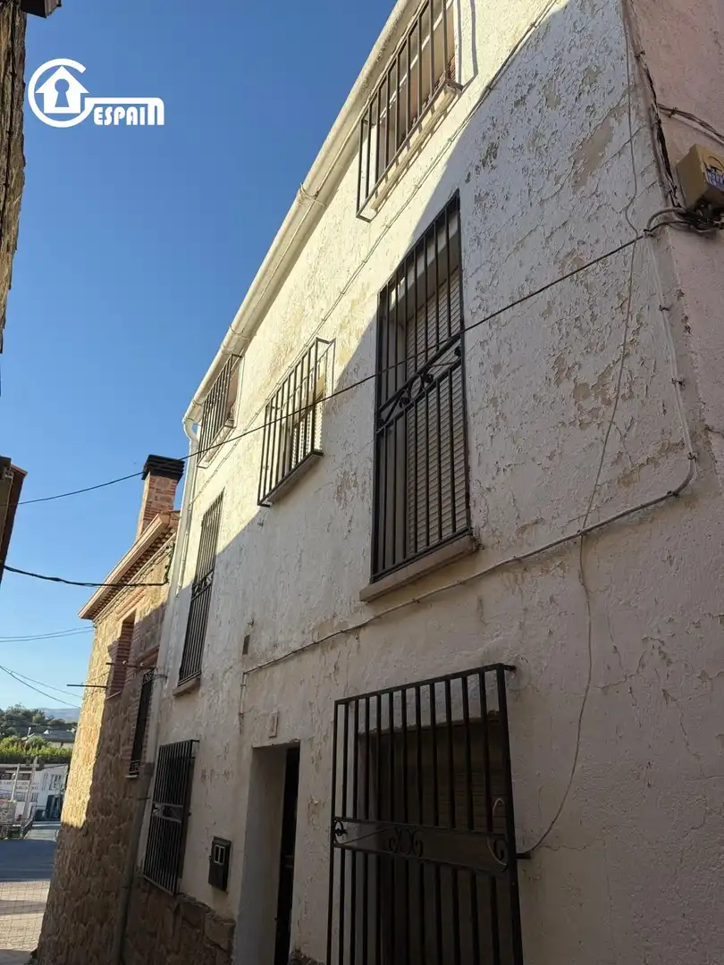 Vista exterior de Casa o chalet en venta en Burgohondo