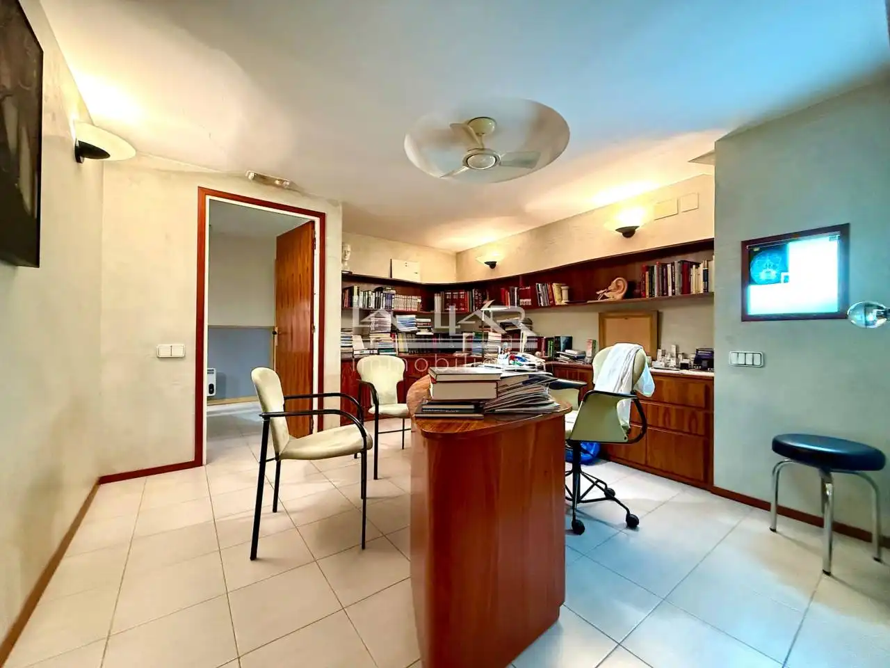 Oficina en venta en Vic con Calefacción