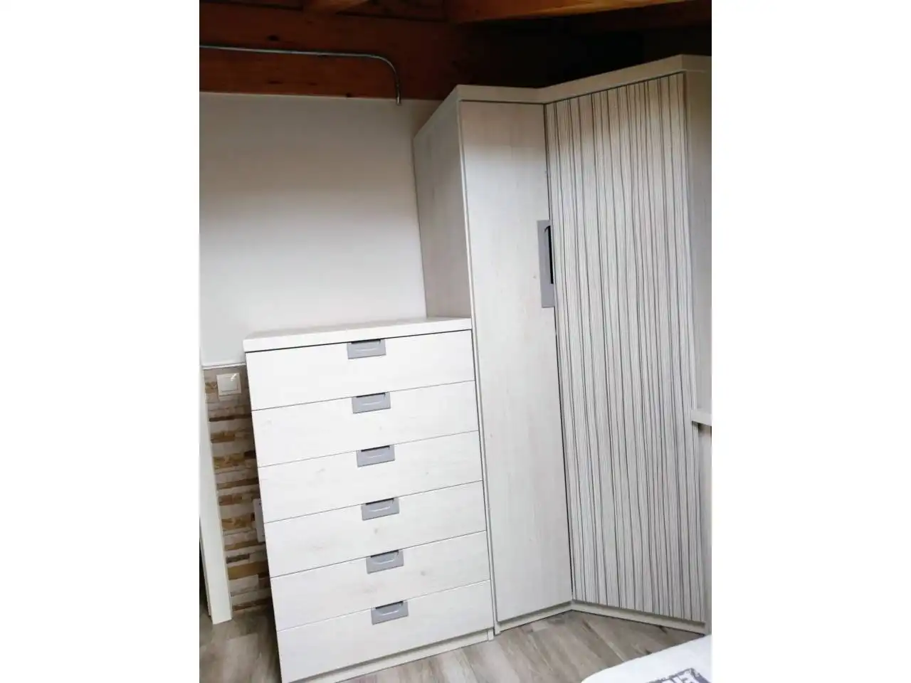 Dormitori de Apartament de lloguer en Burgos amb Calefacció, Parquet i Moblat