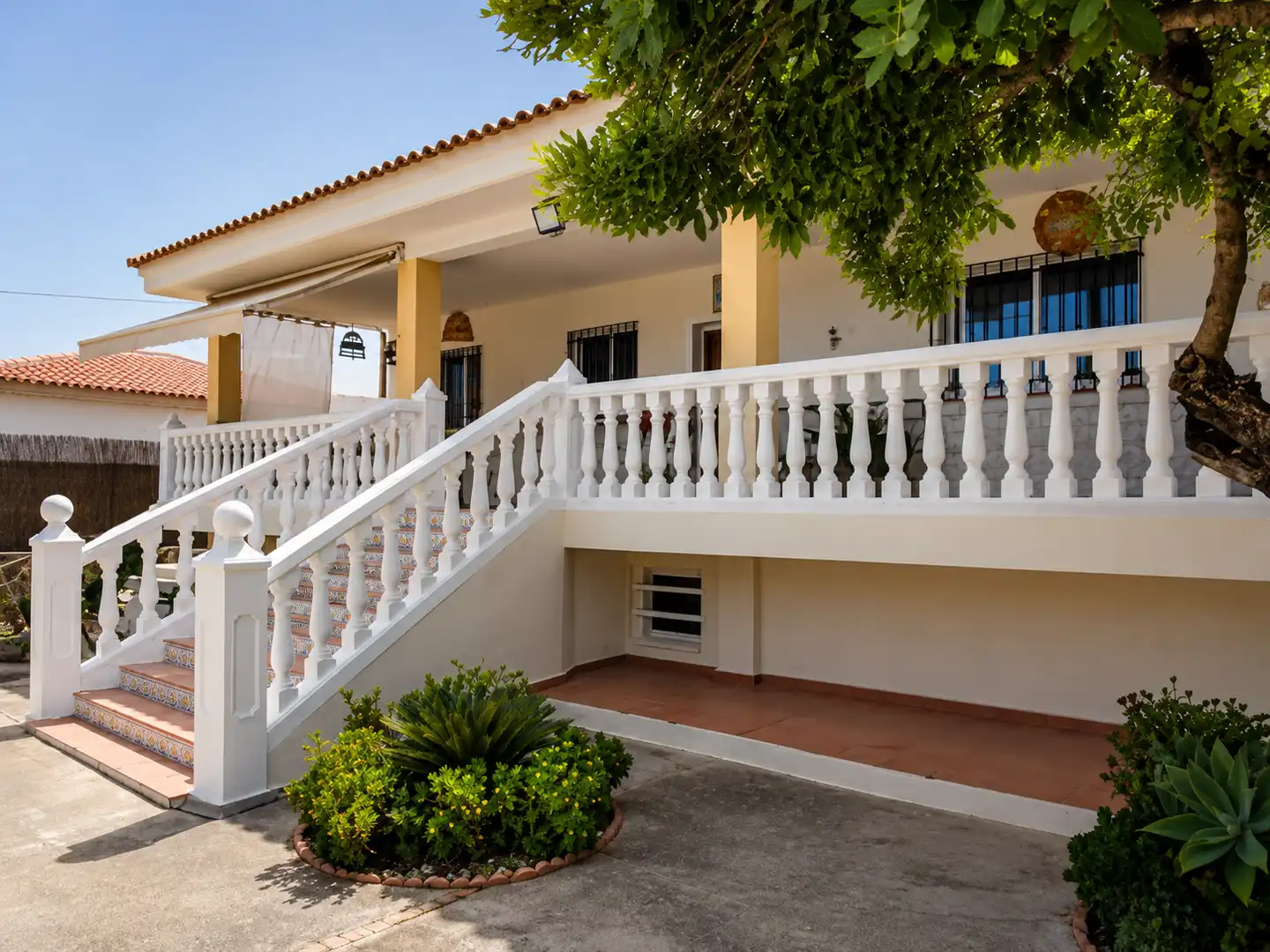 House with pool for sale in Montroi / Montroy, imagen 3