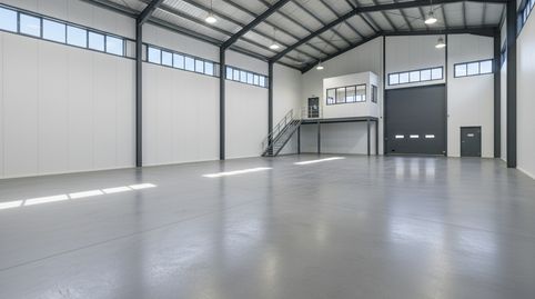 Foto 2 von Fabrikhallen zum Verkauf in Avenida del Drago, 15a, Estación - Cruz Roja, Illescas