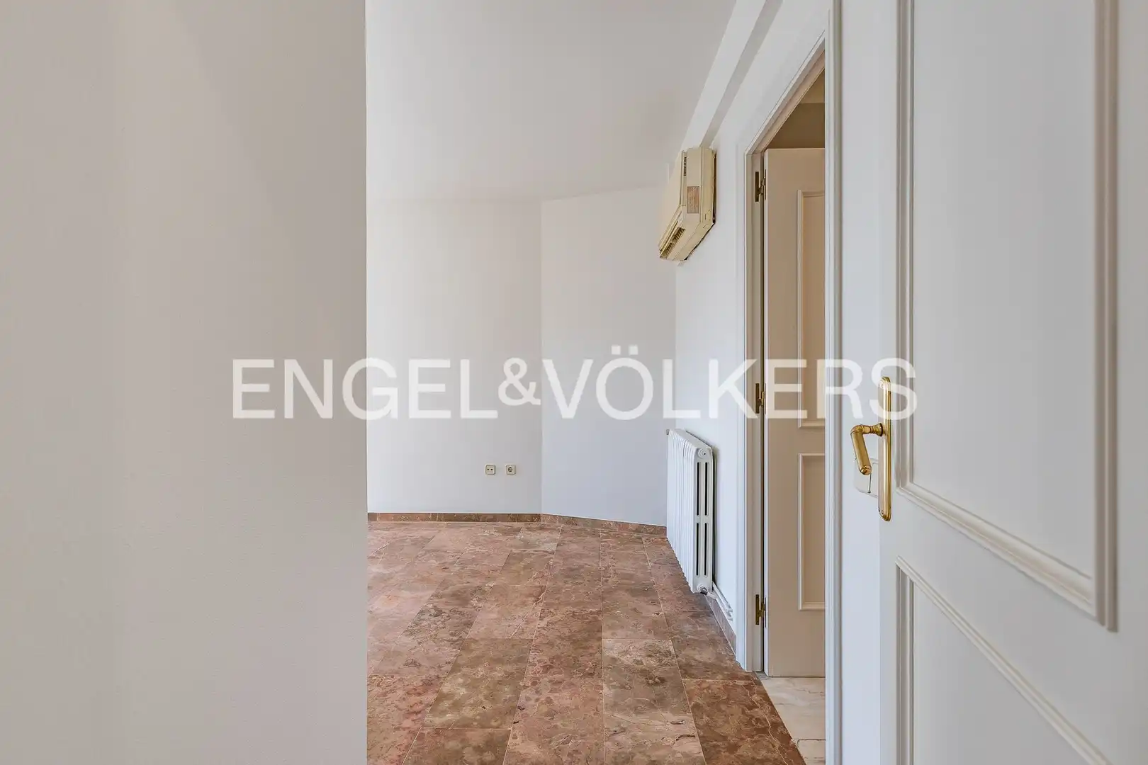 Dúplex en venta en Terrassa con Aire acondicionado, Calefacción y Terraza