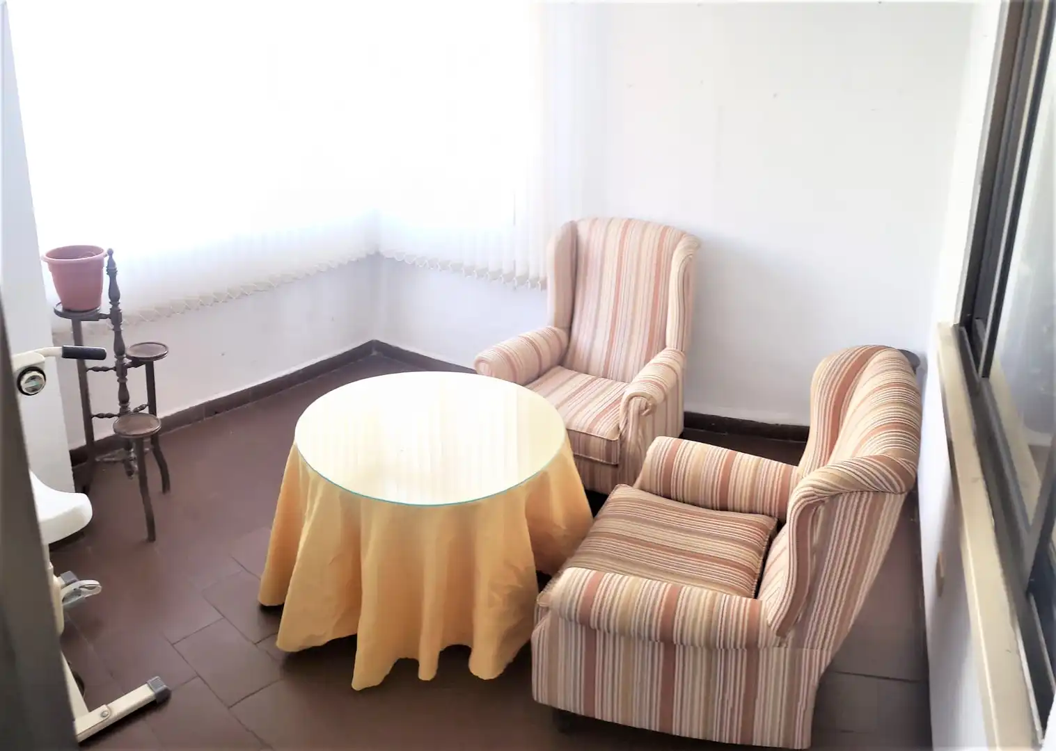 Sala de estar de Piso de alquiler en Cáceres con Calefacción, Terraza y Amueblado