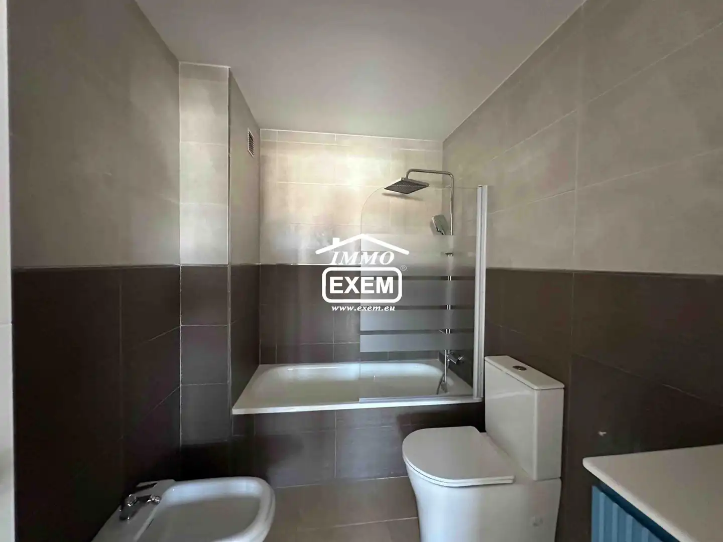 Baño de Piso en venta en La Fuliola, Lleida