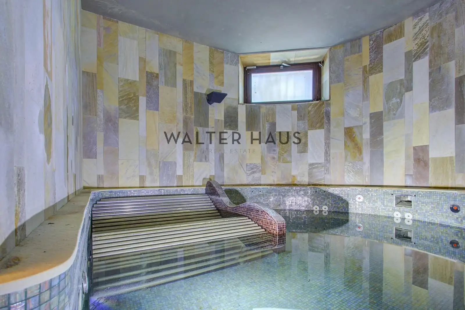 Haus oder Chalet zum Verkauf in Sitges mit Klimaanlage, Heizung und Privatgarten
