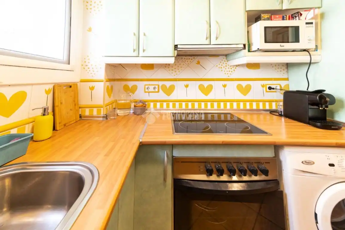 Kitchen of Flat for sale in Calafell  with Heating and Balcony
