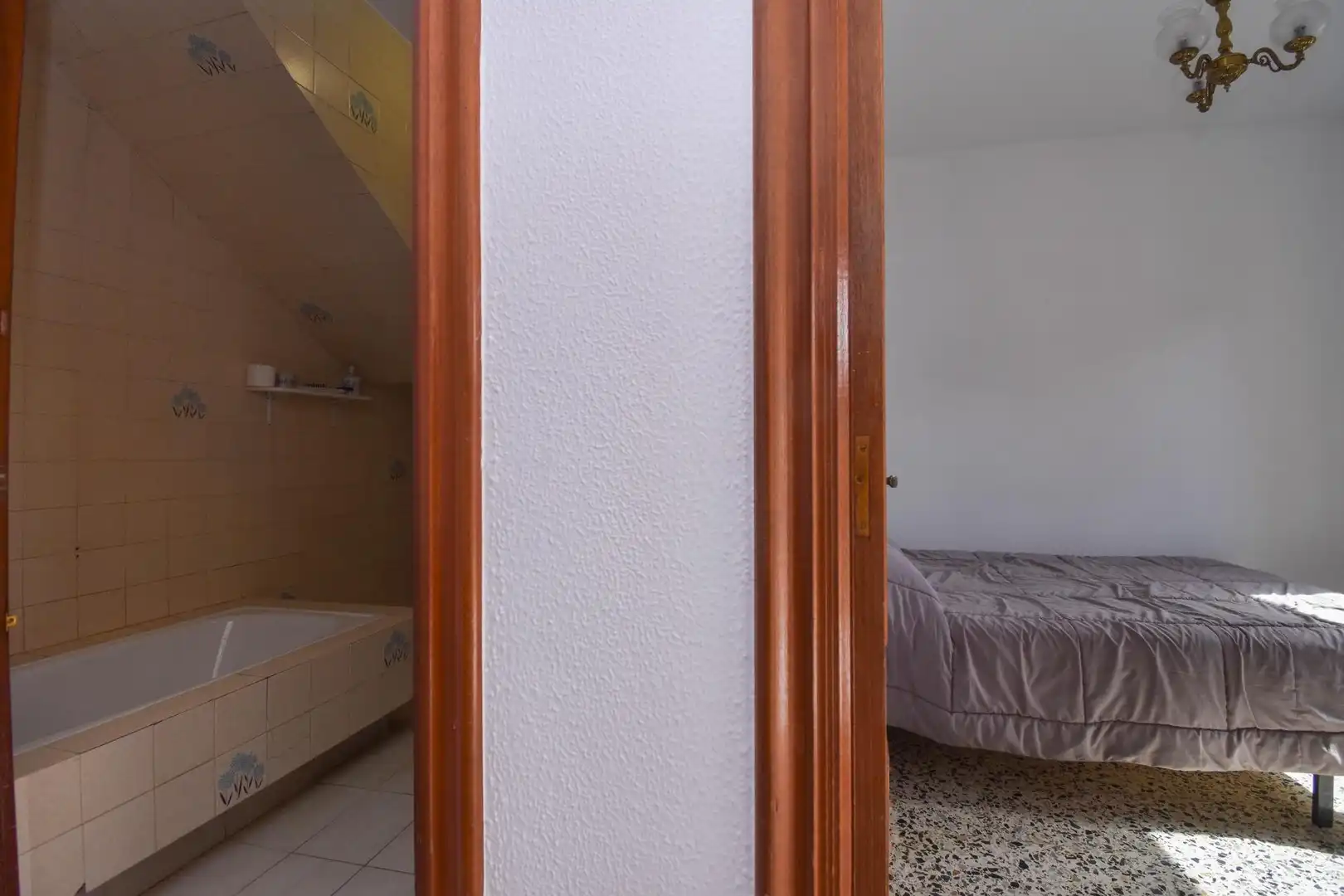 Dormitori de Casa o xalet de lloguer en Cambre  amb Calefacció, Jardí privat i Traster