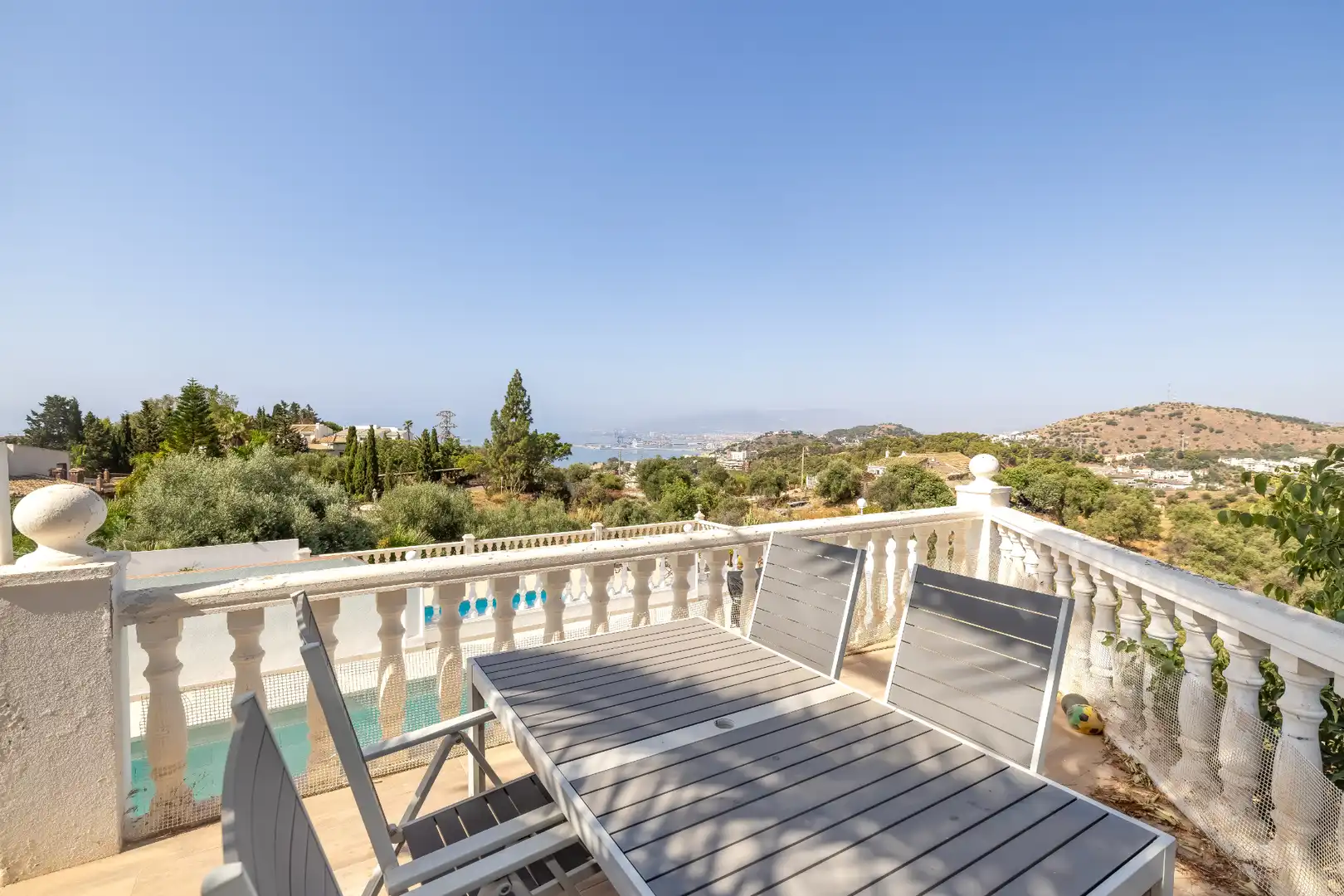 Terraza de Casa adosada en venta en Málaga con Aire acondicionado, Calefacción y Jardín privado