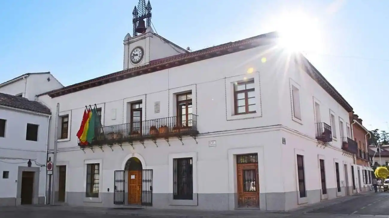 Vista exterior de Finca rústica en venda en Villaviciosa de Odón amb Aire condicionat, Calefacció i Jardí privat