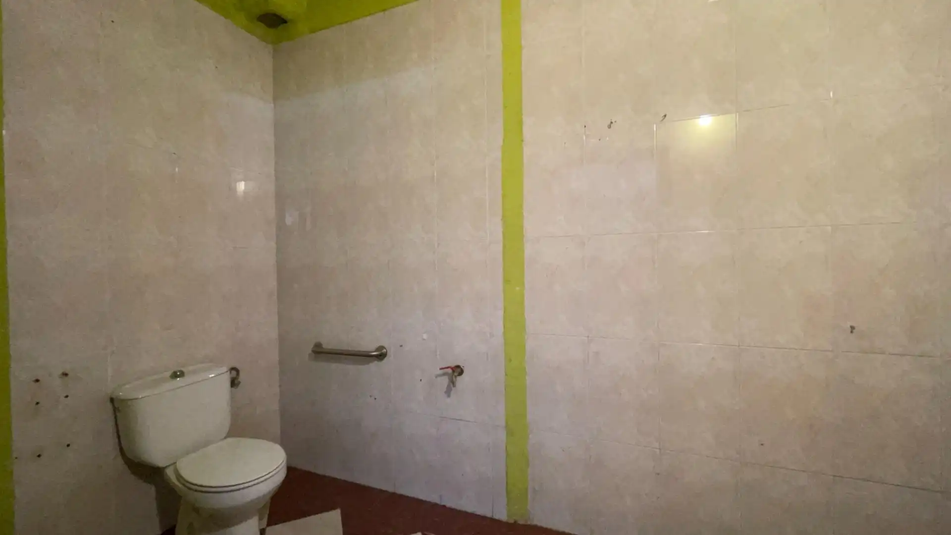 Baño de Local de alquiler en Guadalajara