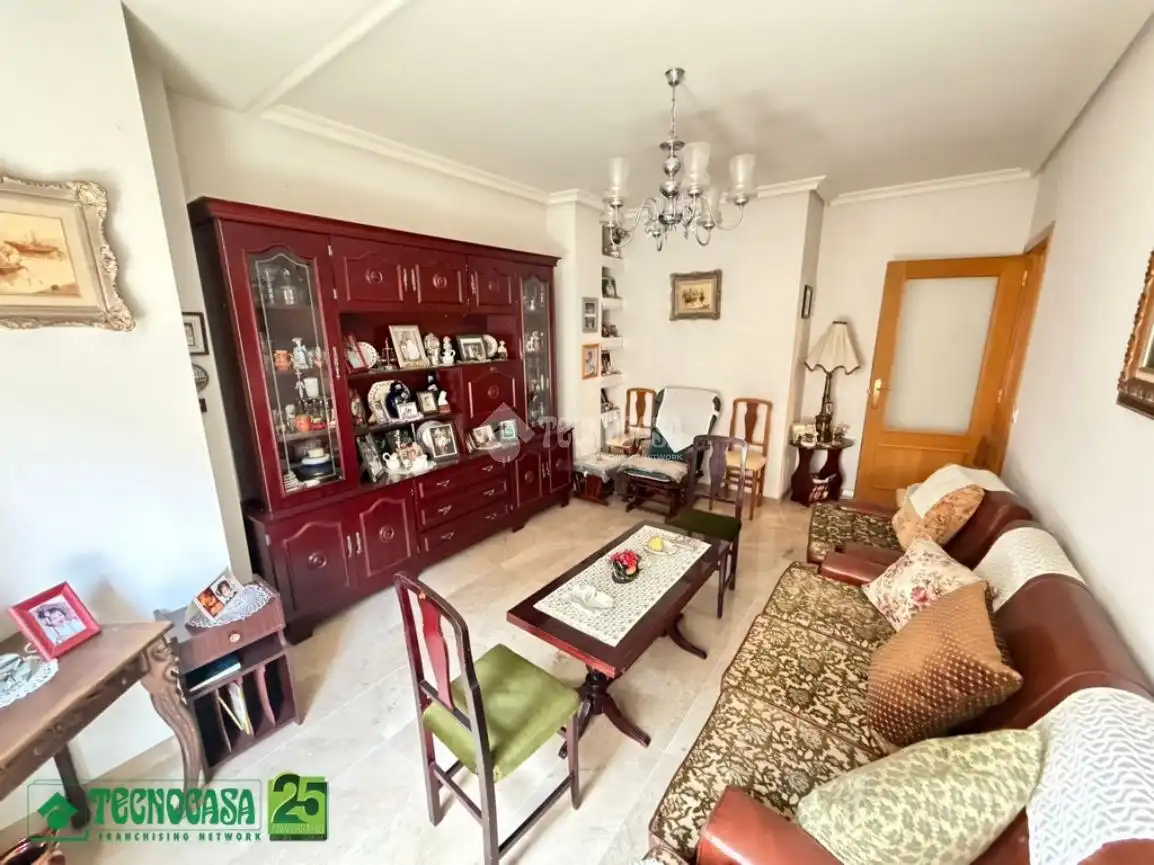 Sala de estar de Piso en venta en Ciudad Real con Calefacción y Trastero