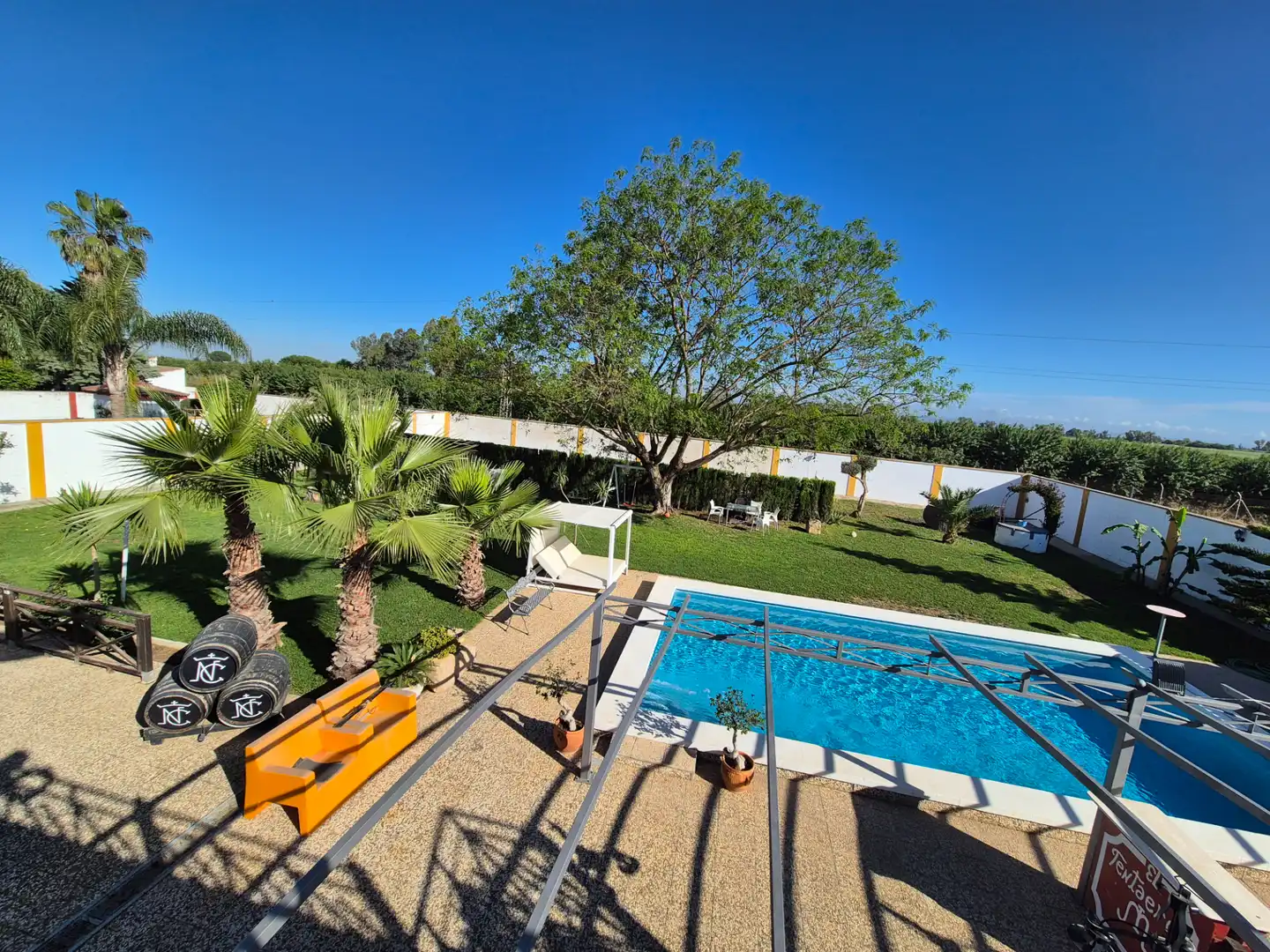 Swimming pool of Houses for sale in La Rinconada  with Air Conditioner, Private garden and Terrace