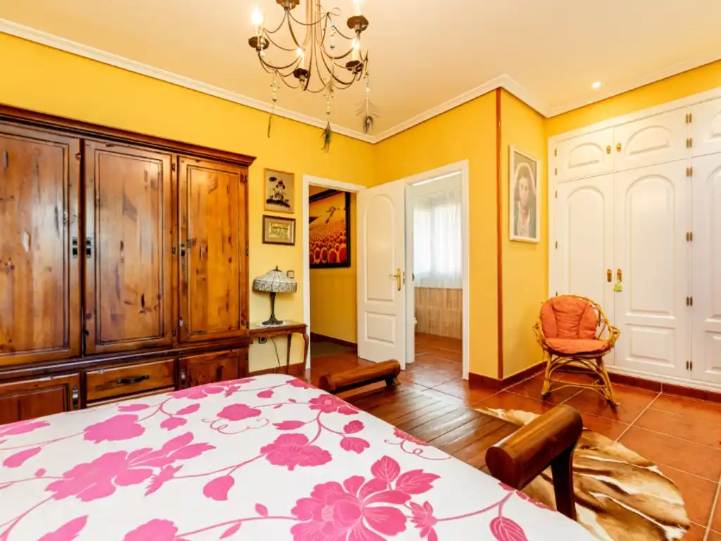 Habitación de Casa o chalet en venta en Espinoso del Rey con Terraza, Piscina y Amueblado