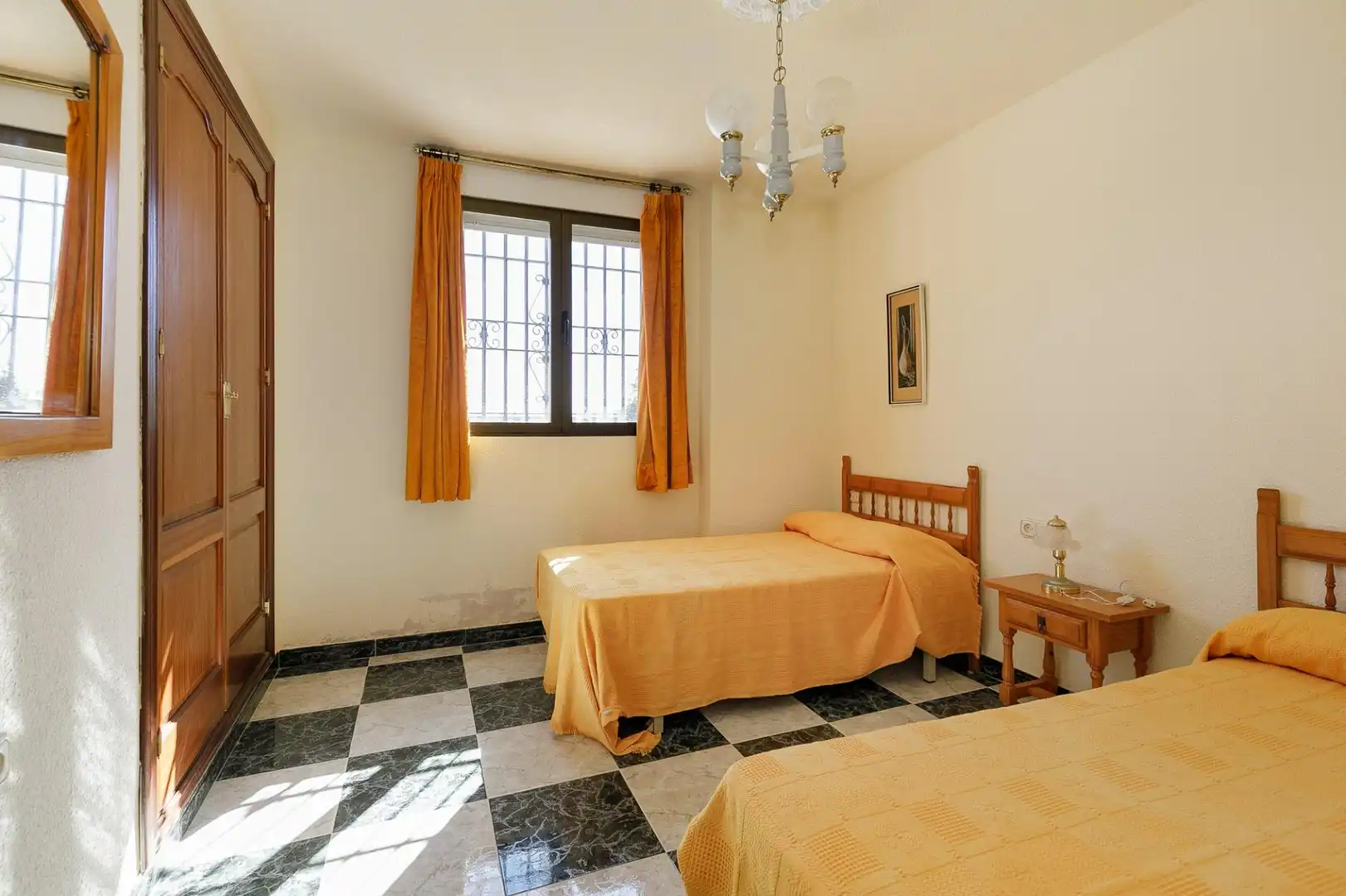 Dormitori de Casa o xalet en venda en Almuñécar amb Aire condicionat, Jardí privat i Terrassa