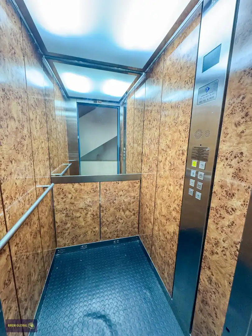 Piso en venta en Madrid con Calefacción, Amueblado y Alarma