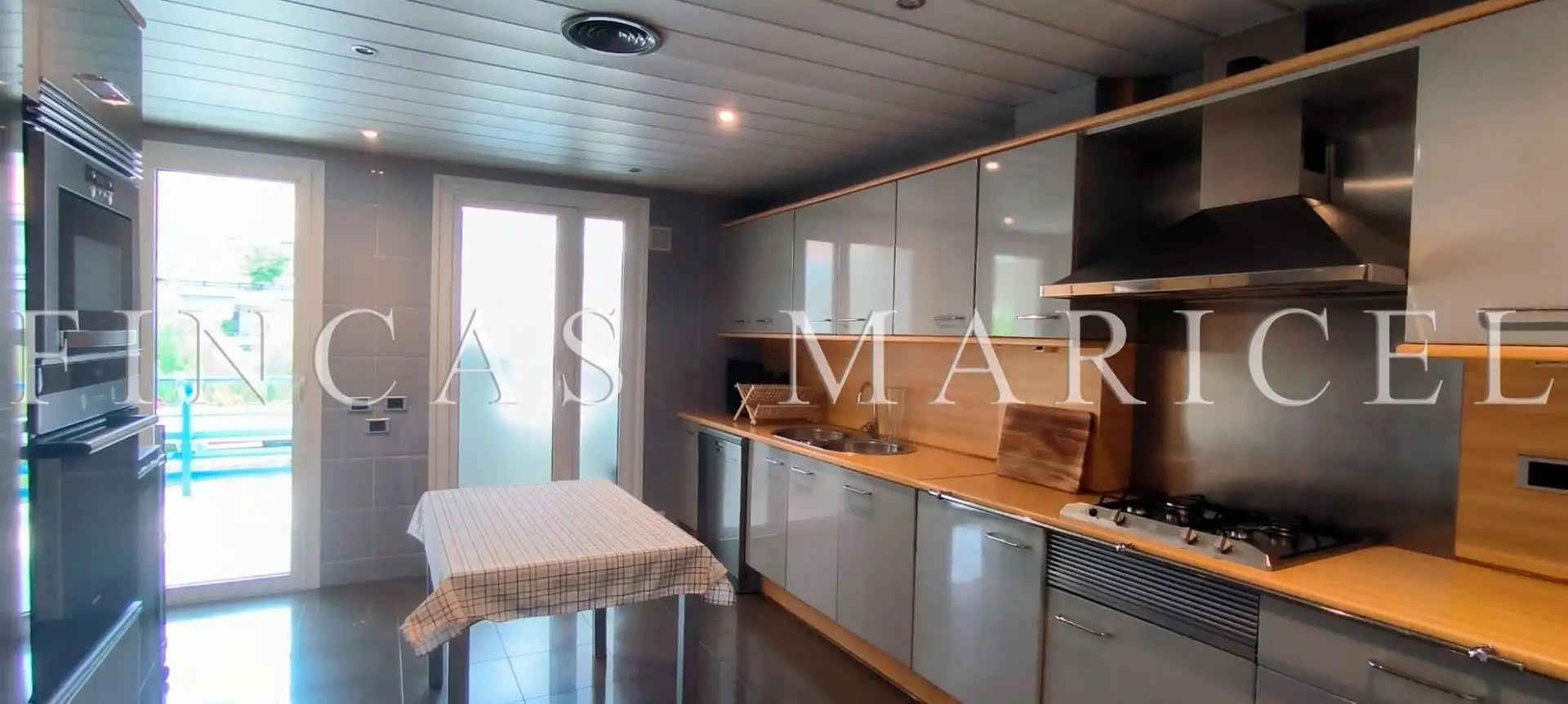 Cocina de Piso de alquiler en Sitges con Aire acondicionado, Calefacción y Terraza