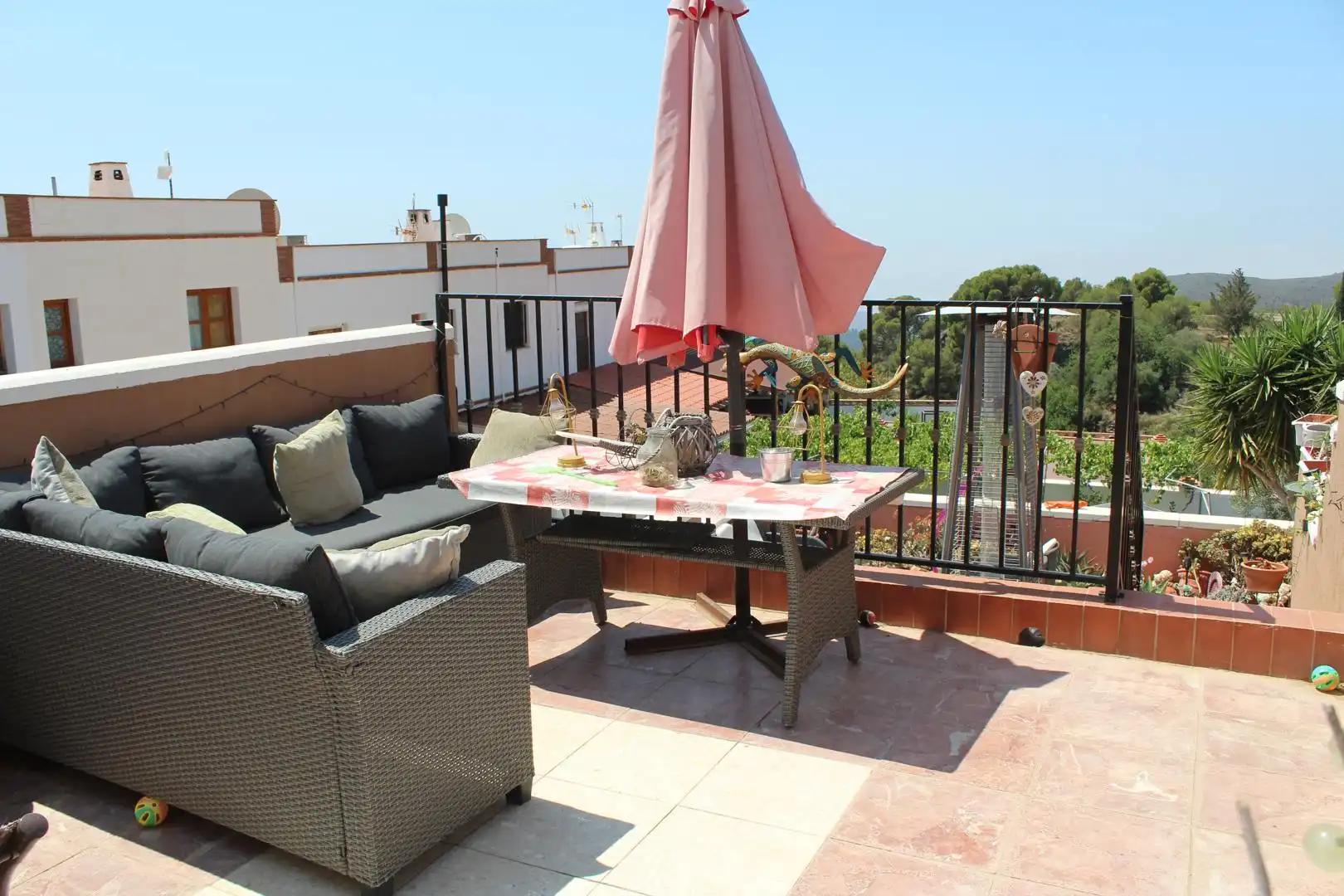 Terraza de Casa adosada en venta en Enix con Aire acondicionado, Calefacción y Jardín privado