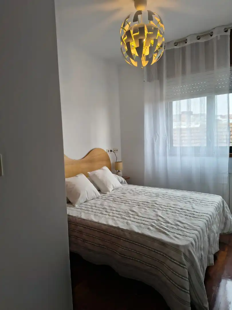 Piso de alquiler en Teis