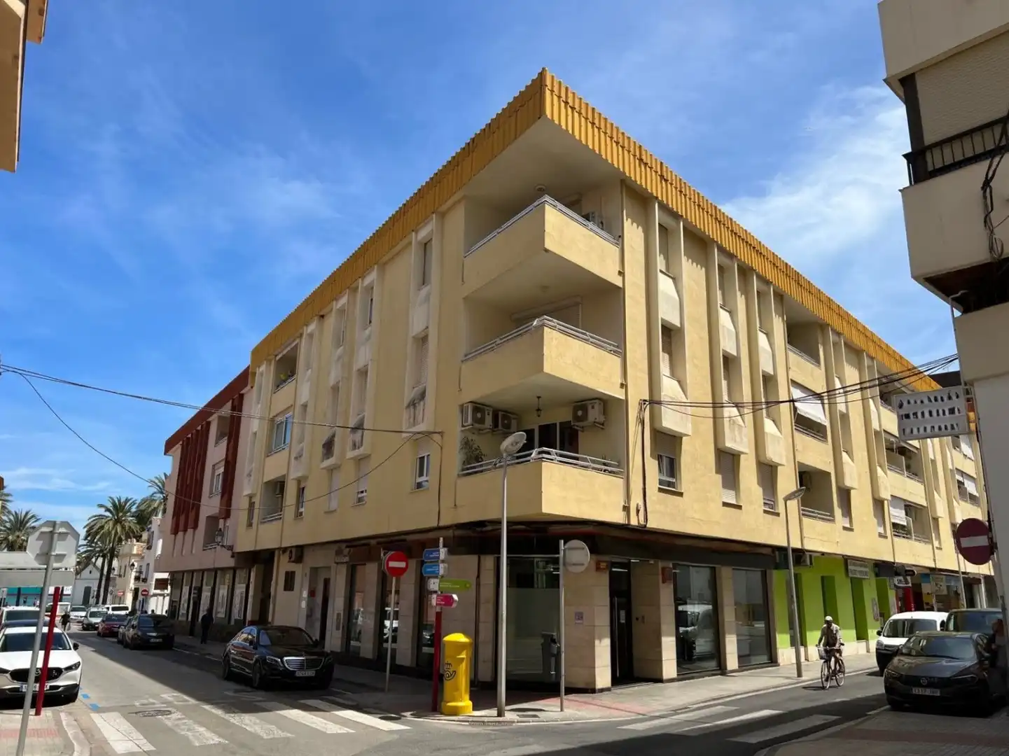 Appartamento con ascensore in vendita a Centro Urbano