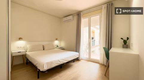 Photo 2 of Flat to rent in El Raval, Barcelona