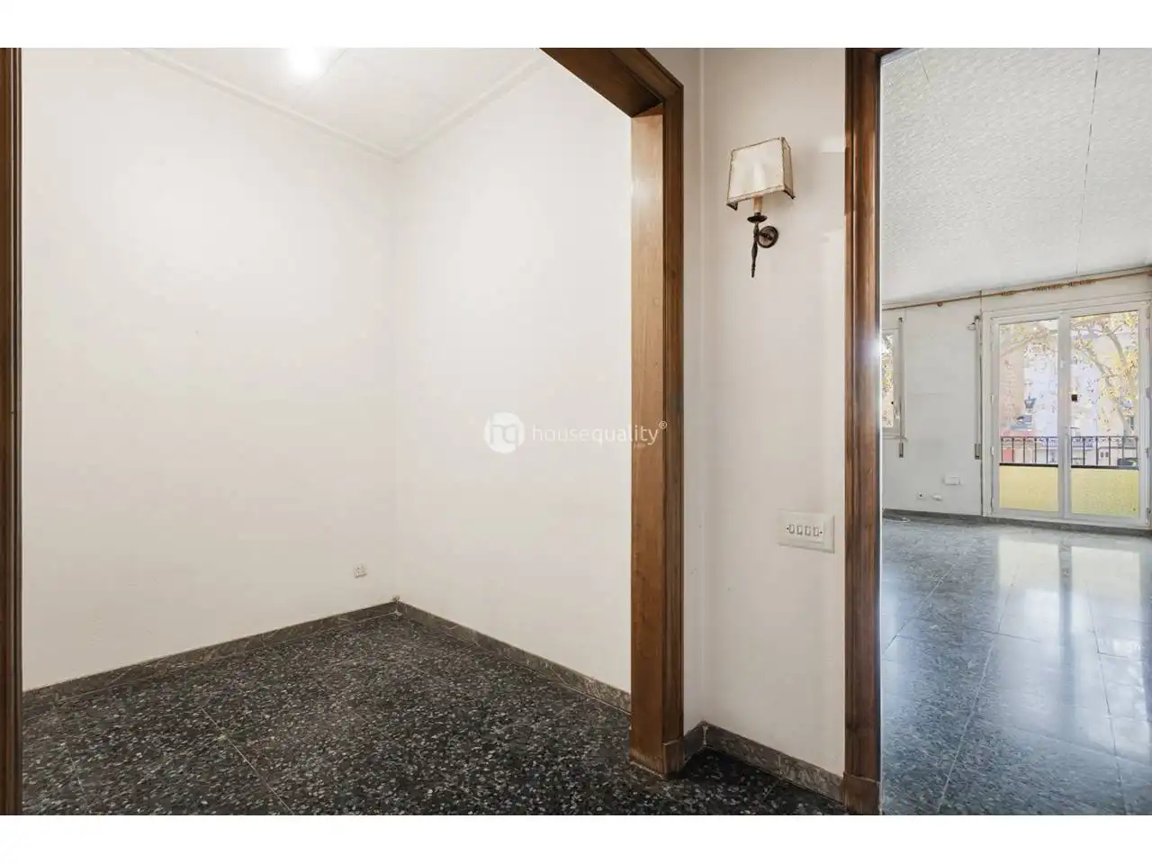 Piso en venta en Barcelona con Jardín privado, Terraza y Balcón