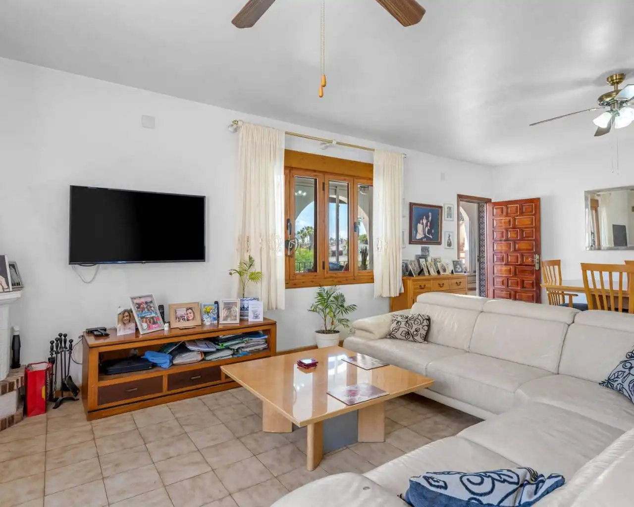 Living room of Houses for sale in Rojales  with Air Conditioner, Private garden and Terrace