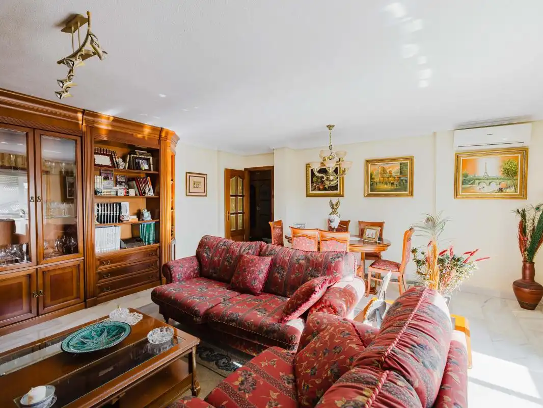 Sala de estar de Ático en venta en Málaga con Aire acondicionado, Calefacción y Jardín privado