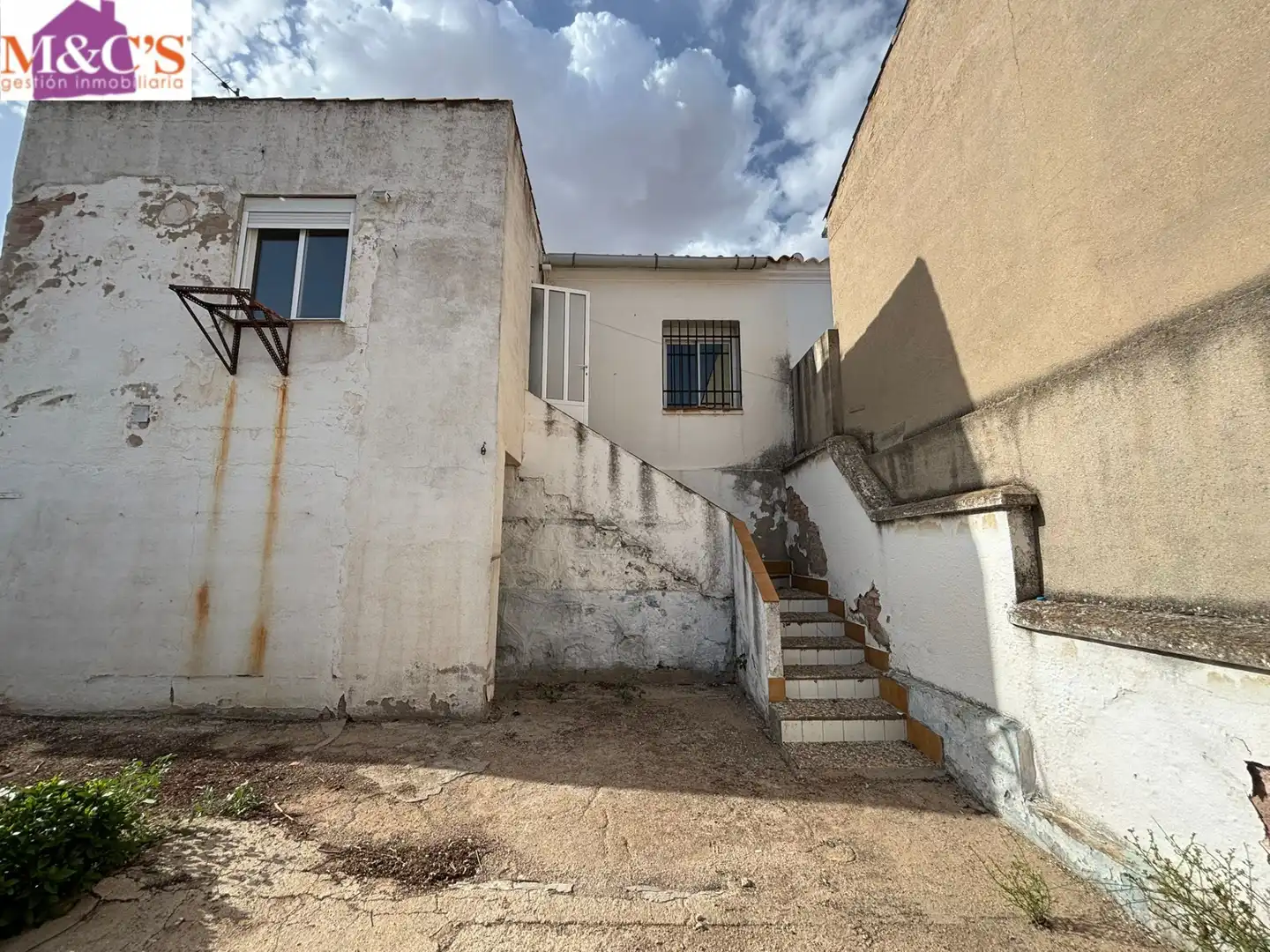 Vista exterior de Casa o xalet en venda en Puertollano