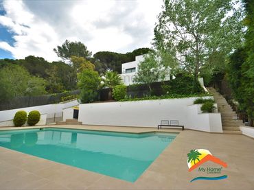 Villa mit Balkon zum Verkauf in Roca Grossa
