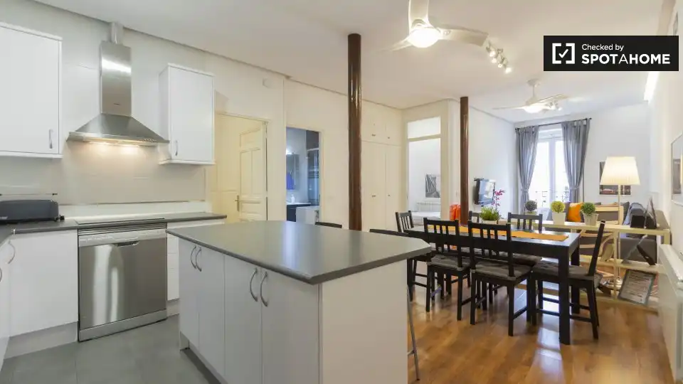 Wohnung mit Terrasse zur Miete in Centro, imagen 2