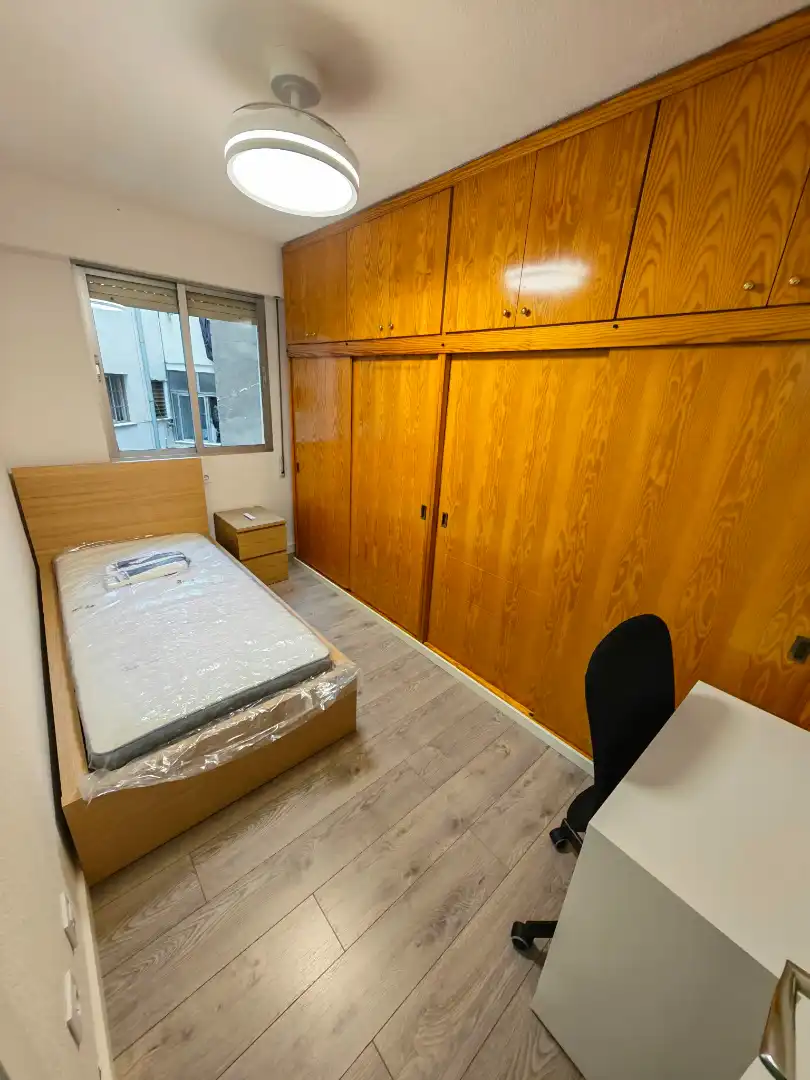 Schlafzimmer von Wohnung zur Miete in Sur