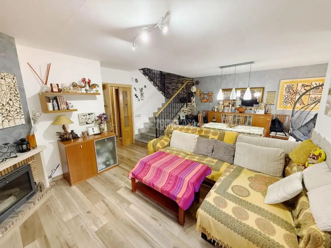 Sala de estar de Casa adosada en venta en Seseña