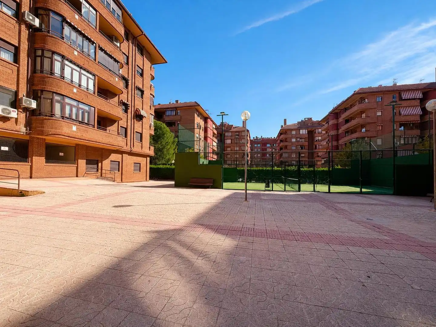 Exterior view of Flat for sale in Ciudad 10