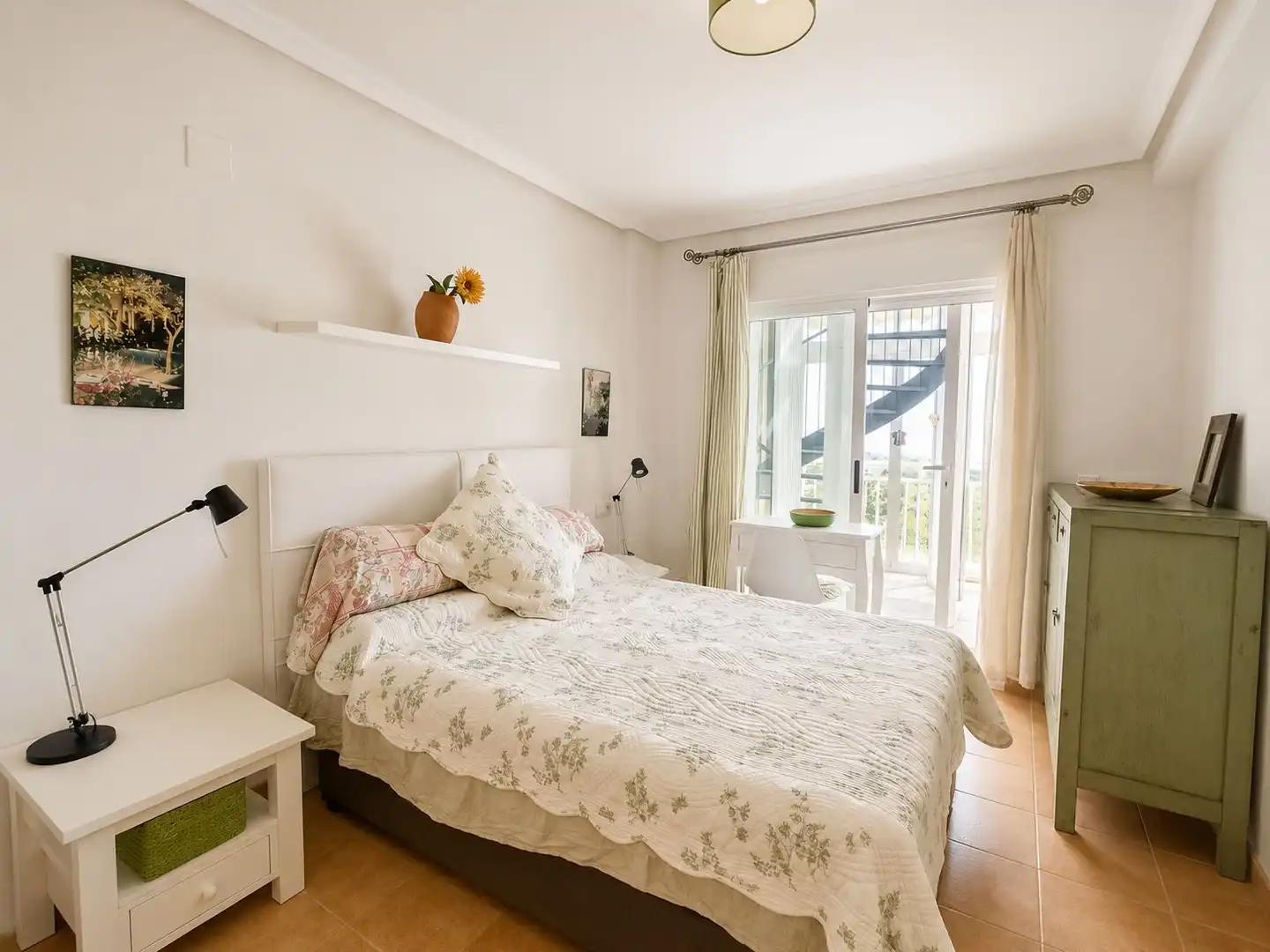 Schlafzimmer von Dachboden zum Verkauf in El Campello mit Klimaanlage, Heizung und Terrasse