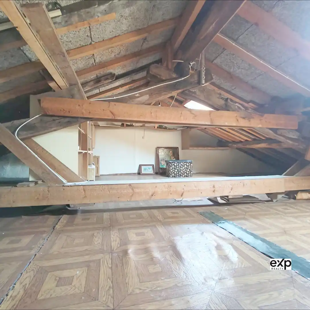 Casa adosada en venda en Oviedo  amb Parquet i Moblat